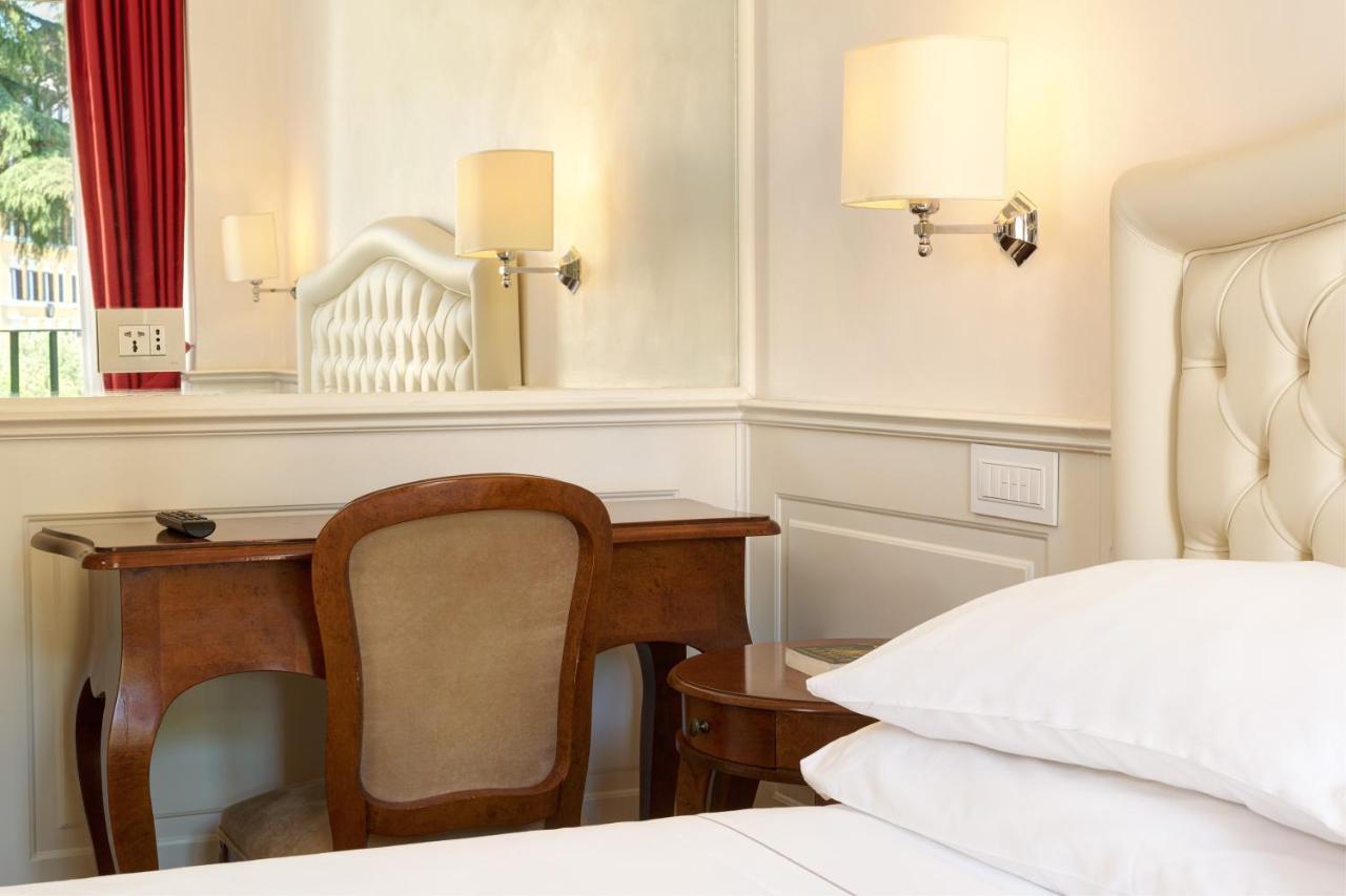 Hotel Degli Artisti 4*